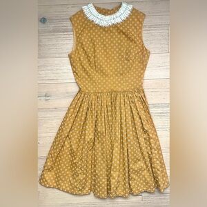 Vintage Floral Dress w/ Lace Collar